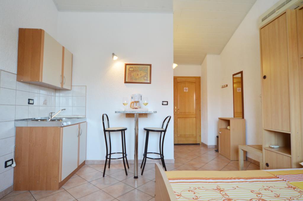 Guesthouse Mila ロヴィニ 部屋 写真